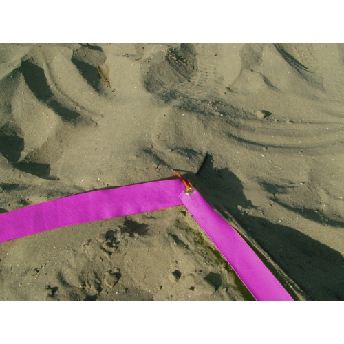 band_system_on_sand_633622824